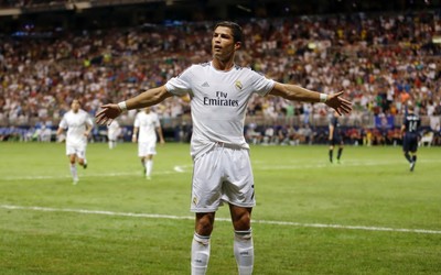 电竞牛独家-他比内马尔还骚