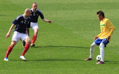 电竞牛热评-勒诺尔芒赛后谈比赛困难