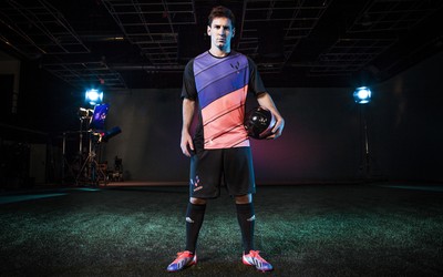 电竞牛精华-勒诺尔芒这球凌空抽射无解